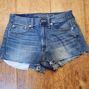 AMERICAN EAGLE Vintage Hi-Rise Festival Jean Shorts - Sz 2